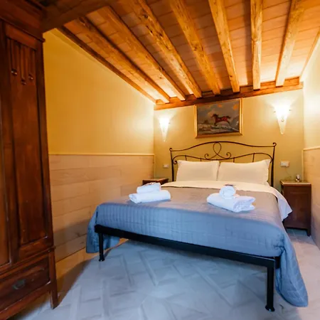 Appia Antica Giardino Parcheggio Fermata Bus 4 Ospiti Holiday home Rome