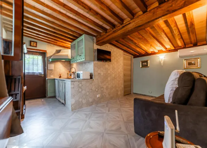 Appia Antica Giardino Parcheggio Fermata Bus